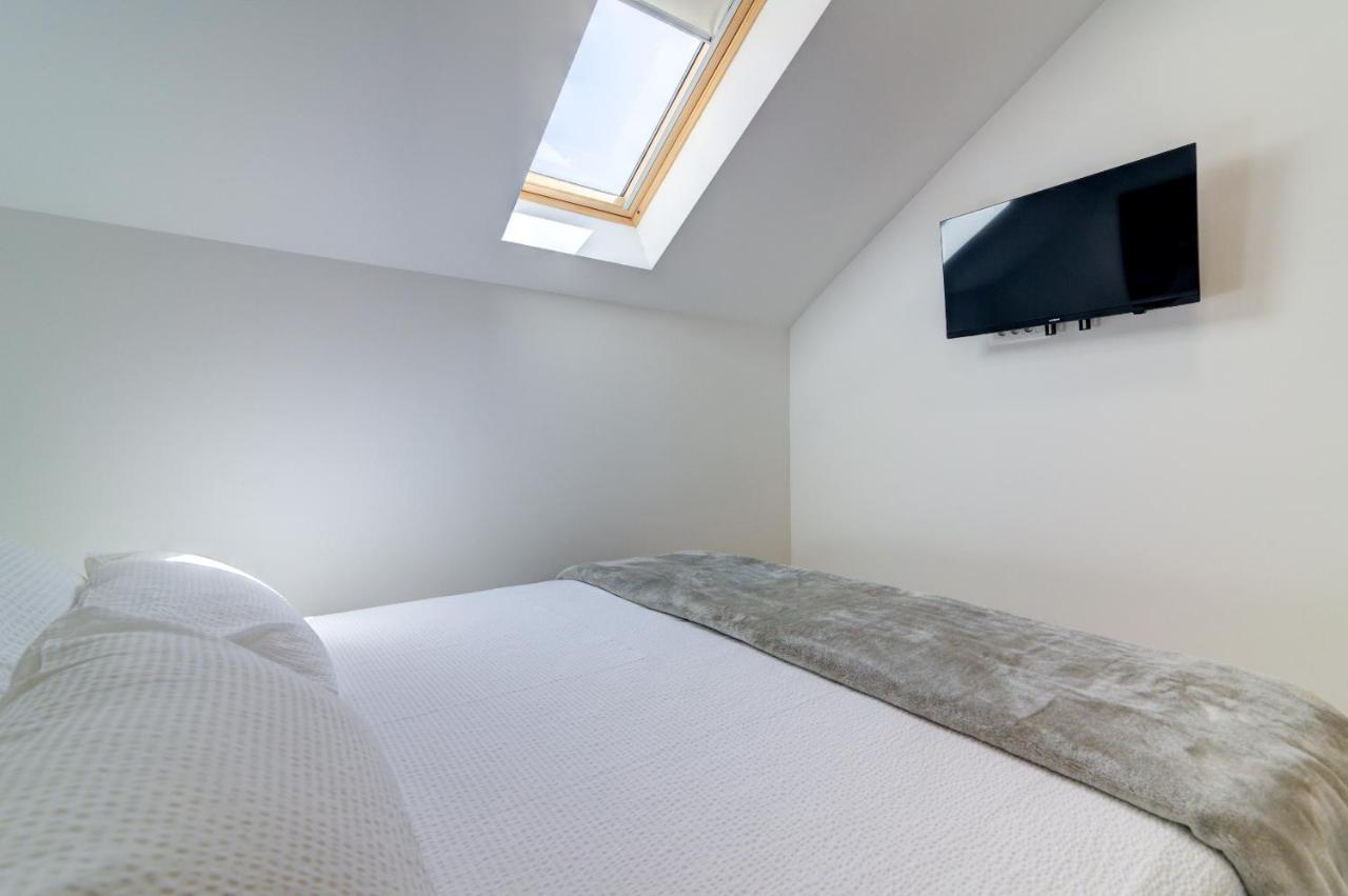 Rote Zora Apartment Senj  Luaran gambar