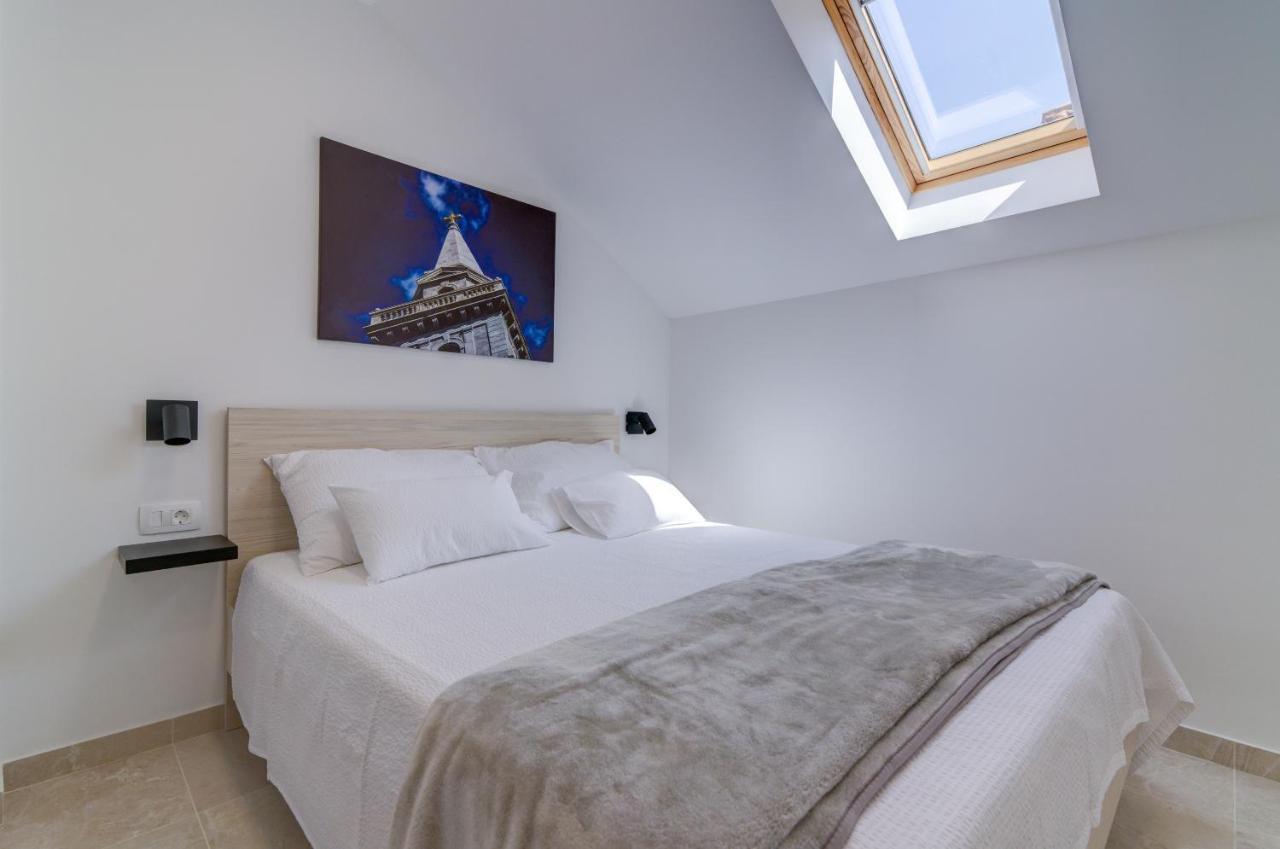 Rote Zora Apartment Senj  Luaran gambar