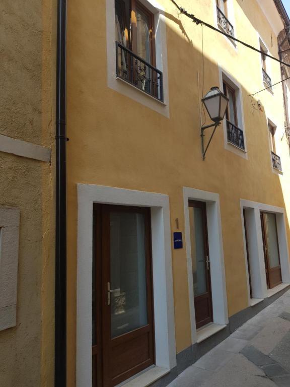 Rote Zora Apartment Senj  Luaran gambar